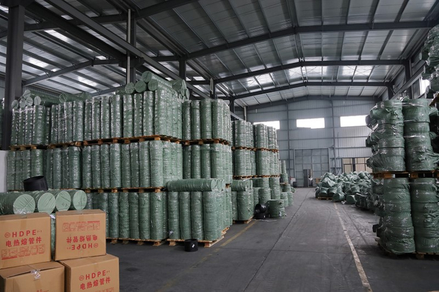 HDPE PE Pipe Electrofusion Pipe Fitting Electrofusion Flange for Water and Gas 